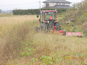 スライドモアー草刈り