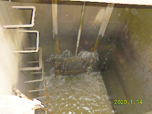 吸水管損傷個所確認