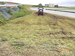 スライドモア草刈り