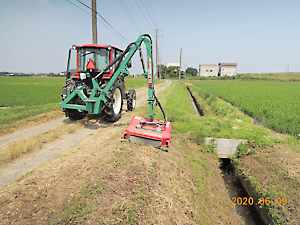 ツインモア草刈り