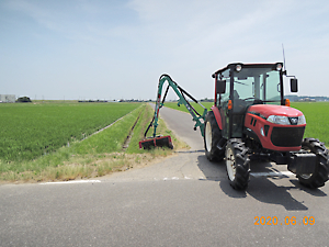 ツインモア草刈り