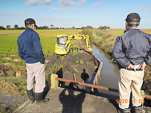 柵渠土砂流亡工事立会