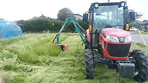 ツインモア草刈り