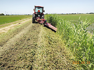 草刈り（スライドモア）