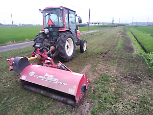 草刈り（スライドモア）