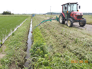 草刈り（スライドモア）