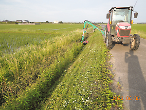 草刈り（スライドモア）