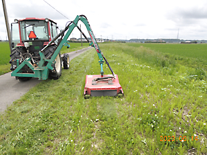 草刈り（スライドモア）